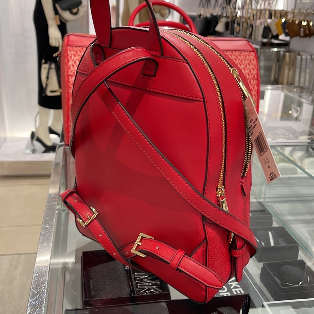 Michael Kors Jaycee Medium Pebbled Leather Backpack
Bright Red
NWT - Picture 3 of 16